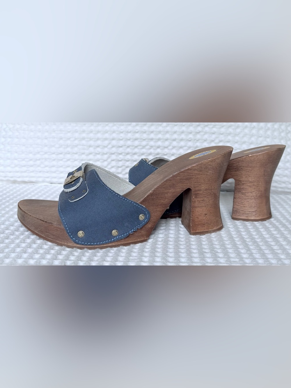 Vintage Dr Scholls heeled sandals Size 9